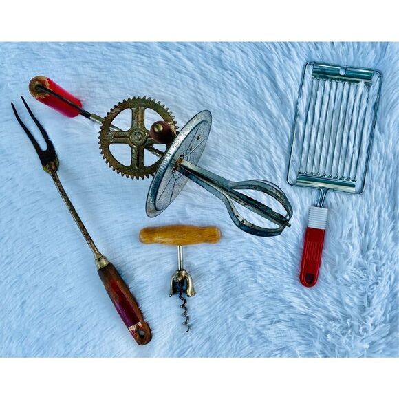 Vintage 4 pc Kitchen Utensils Hand Mixer-Cheese Grater-Fork-Wine Opener - Picture 3 of 8